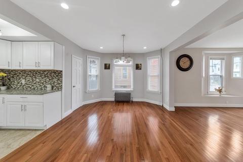 40 Parkwood St, Springfield, MA 01108 photo 8