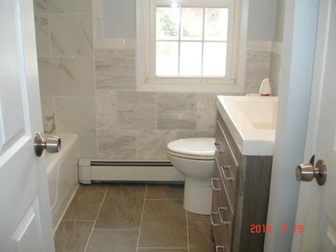 22 Trinity St, Danvers, MA 01923 photo 2