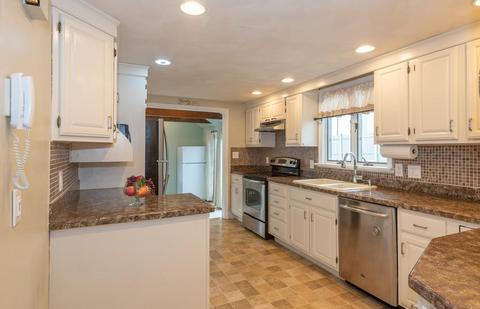 52 Dayton St, Danvers, MA 01923 photo 10