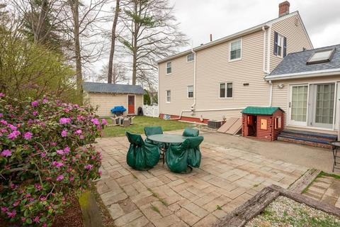 52 Dayton St, Danvers, MA 01923 photo 3