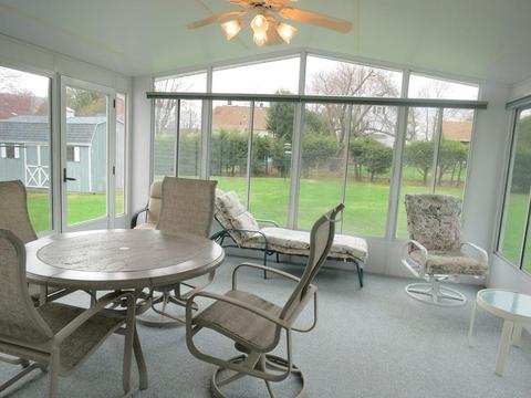 4 Ward Ave, Easthampton, MA 01027 photo 10