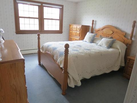 4 Ward Ave, Easthampton, MA 01027 photo 8
