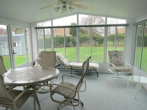 4 Ward Ave, Easthampton, MA 01027 photo 9