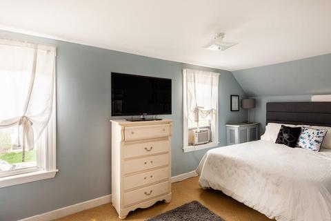 37 Farrington Ave, Dedham, MA 02026 photo 15