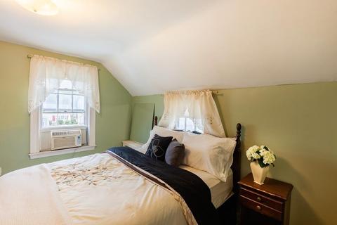 37 Farrington Ave, Dedham, MA 02026 photo 16