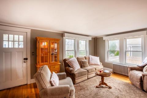 37 Farrington Ave, Dedham, MA 02026 photo 9