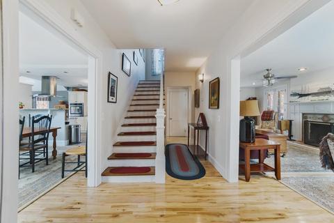 105 Beacon Ave, Warwick, RI 02889 photo 7