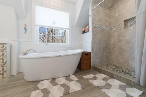 105 Beacon Ave, Warwick, RI 02889 photo 11