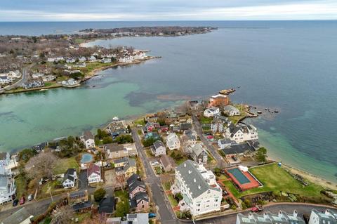 7 Rackliffe St #4, Gloucester, MA 01930 photo 1