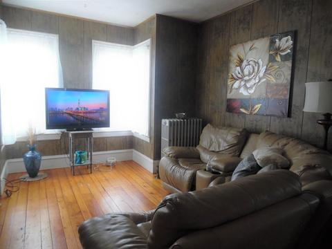 16 Oliver St, Fall River, MA 02724 photo 3