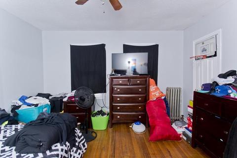 804 White St, Springfield, MA 01108 photo 11