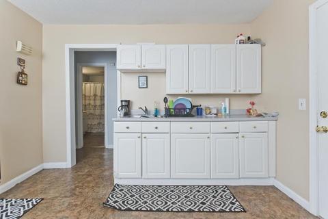 804 White St, Springfield, MA 01108 photo 7