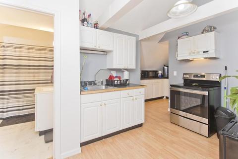 804 White St, Springfield, MA 01108 photo 25