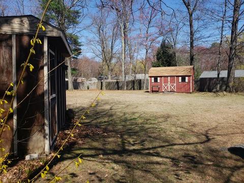 18 Pebble Mill Rd, Springfield, MA 01118 photo 9