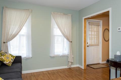 15 Ladd St, Springfield, MA 01109 photo 8