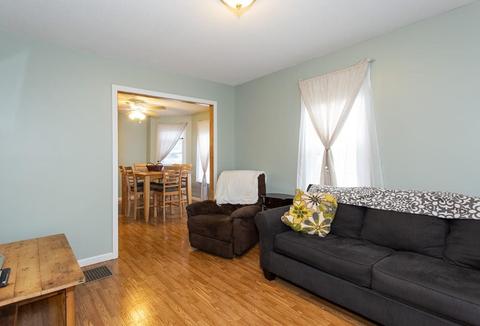 15 Ladd St, Springfield, MA 01109 photo 10