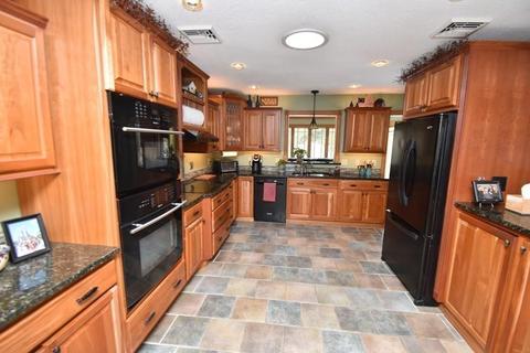 67 Division St, Easthampton, MA 01027 photo 13