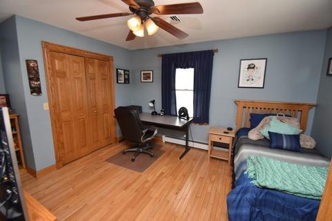 67 Division St, Easthampton, MA 01027 photo 18