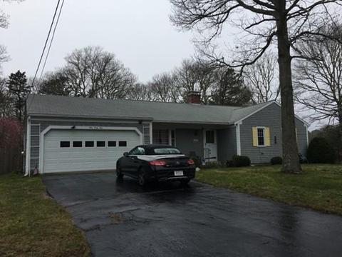 141 Monomoy Cir, Barnstable, MA 02632 photo 2