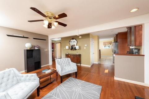 39 Scotland St, Hingham, MA 02043 photo 8