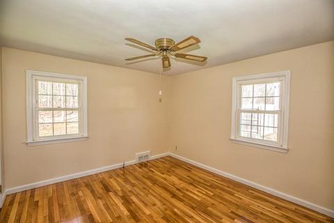 59 Talbot Rd, Springfield, MA 01119 photo 15