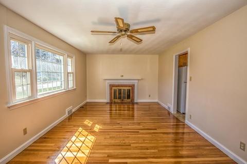 59 Talbot Rd, Springfield, MA 01119 photo 8