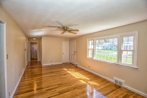 59 Talbot Rd, Springfield, MA 01119 photo 6