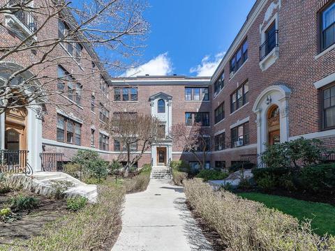 403 Washington St #6, Brookline, MA 02446 photo 1