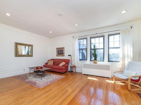 403 Washington St #6, Brookline, MA 02446 photo 4