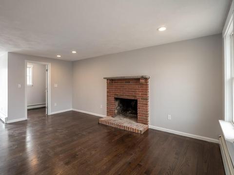 22 Honeysuckle Rd, Gloucester, MA 01930 photo 6
