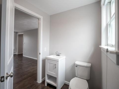 22 Honeysuckle Rd, Gloucester, MA 01930 photo 5