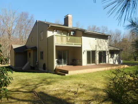 64 Grafton Rd, Upton, MA 01568 photo 2