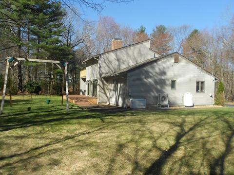 64 Grafton Rd, Upton, MA 01568 photo 4