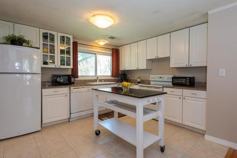 32 Princeton St, Danvers, MA 01923 photo 11