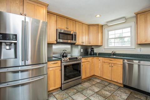 47 N Shore Ave, Danvers, MA 01923 photo 4