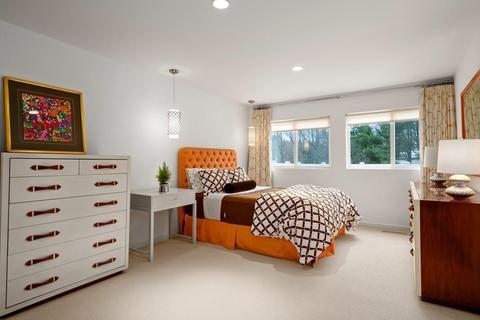 8 Sears Rd, Brookline, MA 02445 photo 20