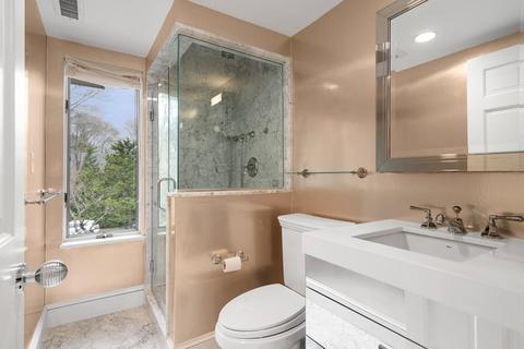 8 Sears Rd, Brookline, MA 02445 photo 22