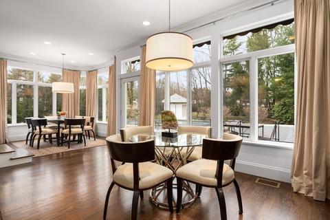 8 Sears Rd, Brookline, MA 02445 photo 10