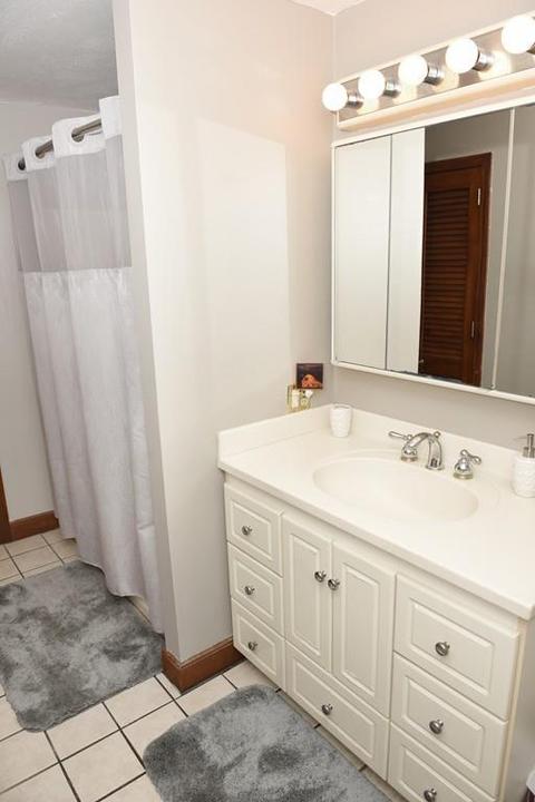 12 Bailey Rd, Berlin, MA 01503 photo 17