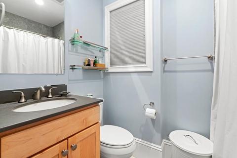 1753 Beacon St #4, Brookline, MA 02445 photo 18