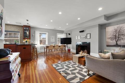 1753 Beacon St #4, Brookline, MA 02445 photo 3