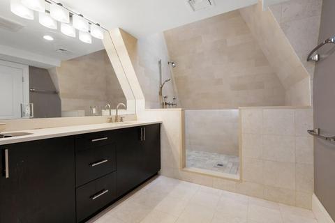 1753 Beacon St #4, Brookline, MA 02445 photo 14