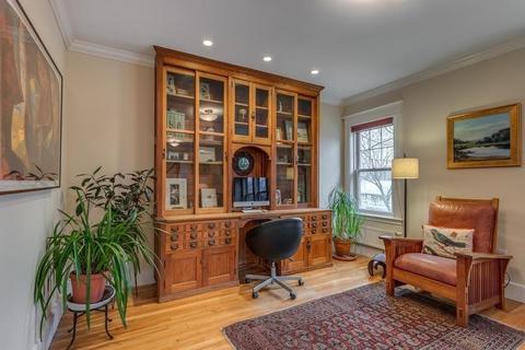 25 Windsor Rd, Brookline, MA 02445 photo 7