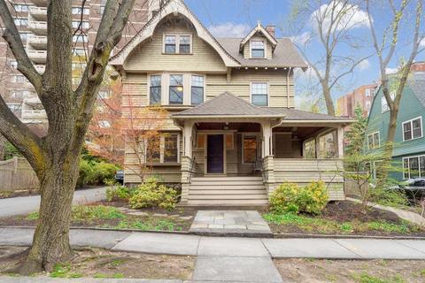 85 Griggs Rd, Brookline, MA 02446 photo 1