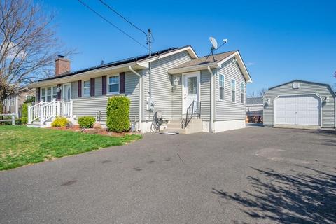 67 Arcadia Blvd, Springfield, MA 01118 photo 2