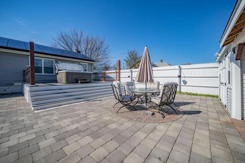 67 Arcadia Blvd, Springfield, MA 01118 photo 25