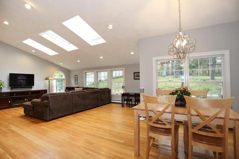 52 Holmes St, Needham, MA 02492 photo 9
