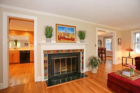 52 Holmes St, Needham, MA 02492 photo 4