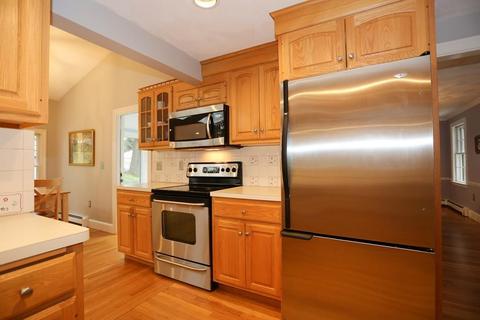 52 Holmes St, Needham, MA 02492 photo 6