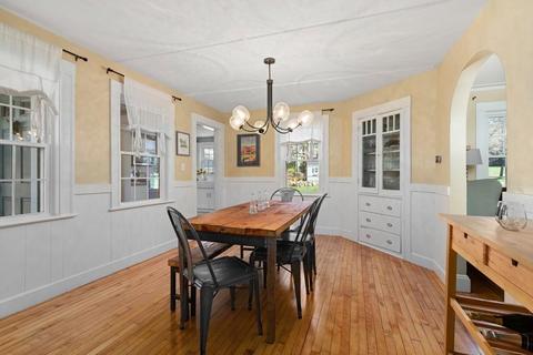 25 Everett St, Natick, MA 01760 photo 5